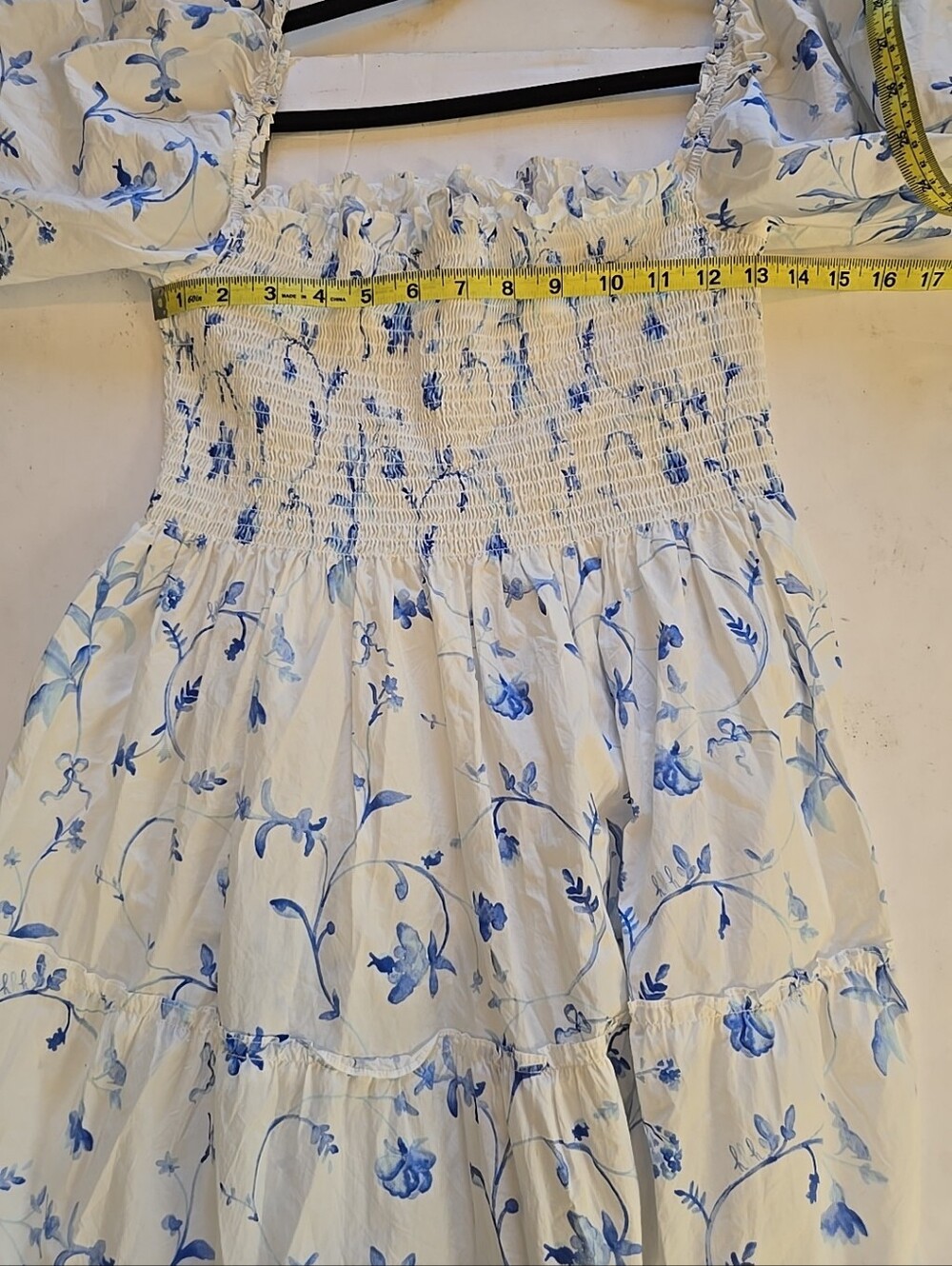 Hill House Home Nesli Nap Blue Floral Smocked Midi Dress Womens Size M - Picture 8 of 9